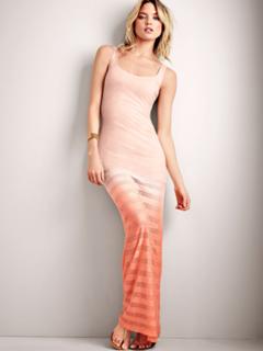 Martha Hunt feet photo thumbnail