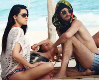 Maite Perroni feet photo thumbnail