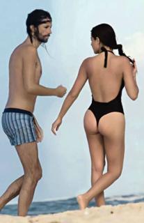 Maite Perroni feet photo thumbnail