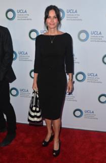 Courteney Cox feet photo thumbnail