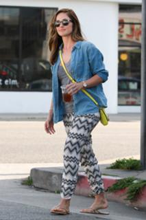Minka Kelly feet photo thumbnail