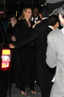 Uma Thurman feet photo thumbnail
