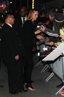 Uma Thurman feet photo thumbnail