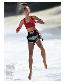 Karlie Kloss feet photo thumbnail