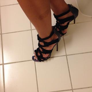 Draya Michele feet photo thumbnail