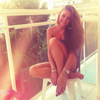 Brooke Vincent feet photo thumbnail