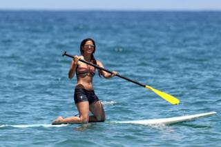 Rocsi Diaz feet photo thumbnail