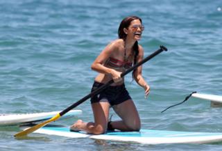 Rocsi Diaz feet photo thumbnail