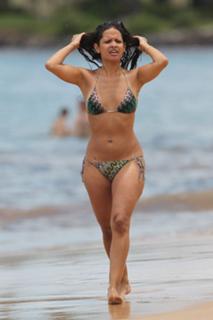 Rocsi Diaz feet photo thumbnail