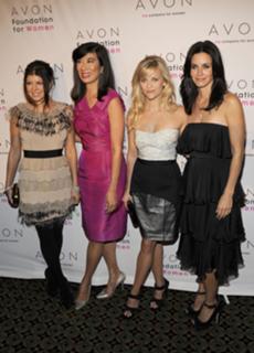 Reese Witherspoon feet photo thumbnail