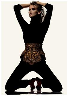 Claudia Schiffer feet photo thumbnail