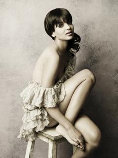 Kangana Ranaut feet photo thumbnail
