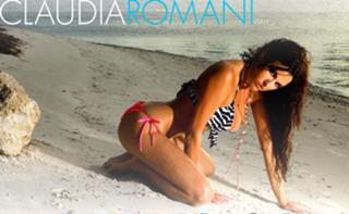 Claudia Romani feet photo thumbnail