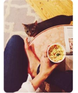 Debby Ryan feet photo thumbnail