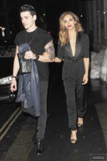 Jade Thirlwall feet photo thumbnail