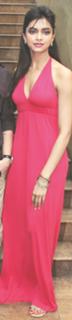 Deepika Padukone feet photo thumbnail