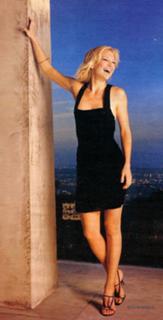 Kate Hudson feet photo thumbnail