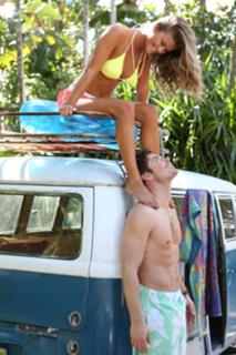 Nina Agdal feet photo thumbnail
