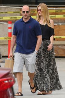 Rosie Huntington-Whiteley feet photo thumbnail