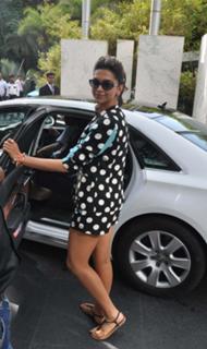 Deepika Padukone feet photo thumbnail