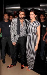 Deepika Padukone feet photo thumbnail