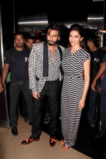 Deepika Padukone feet photo thumbnail