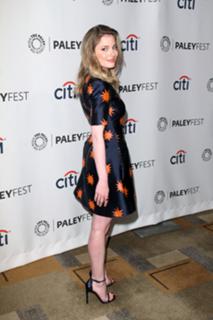Gillian Jacobs feet photo thumbnail