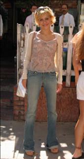 Brittany Murphy feet photo thumbnail