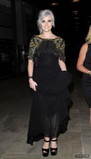 Perrie Edwards feet photo thumbnail