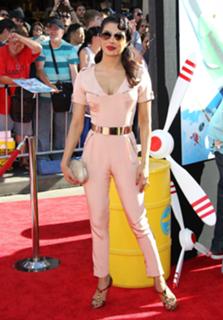 Priyanka Chopra Jonas feet photo thumbnail