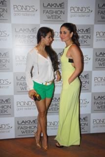 Kareena Kapoor feet photo thumbnail