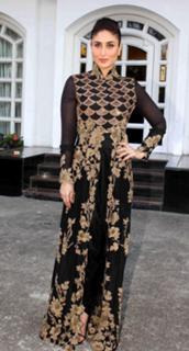 Kareena Kapoor feet photo thumbnail