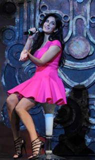Katrina Kaif feet photo thumbnail