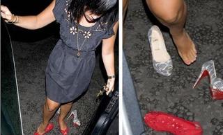 Lily Allen feet photo thumbnail