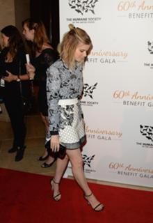 Kate Mara feet photo thumbnail