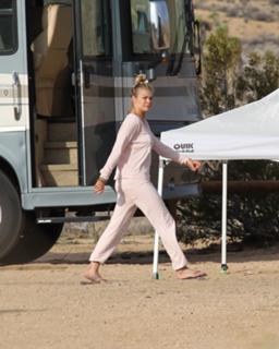 LeAnn Rimes feet photo thumbnail