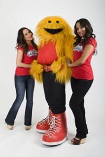 Brie Garcia feet photo thumbnail