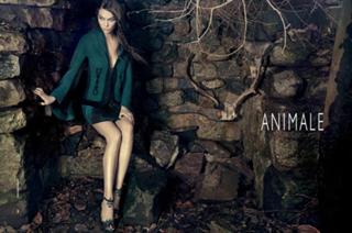 Karlie Kloss feet photo thumbnail