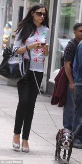 Famke Janssen feet photo thumbnail