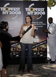 Famke Janssen feet photo thumbnail