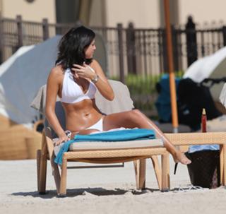 Lucy Mecklenburgh feet photo thumbnail