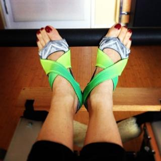 Julie Benz feet photo thumbnail