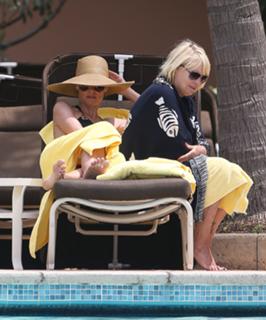Heidi Klum feet photo thumbnail