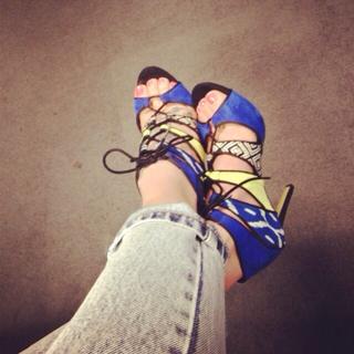 Fearne Cotton feet photo thumbnail
