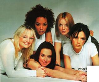 Victoria Beckham feet photo thumbnail