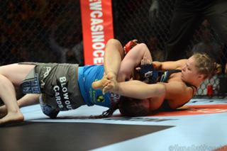 Ronda Rousey feet photo thumbnail