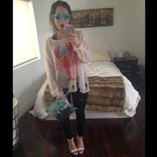 JoJo feet photo thumbnail