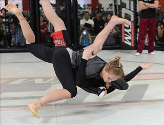Ronda Rousey feet photo thumbnail
