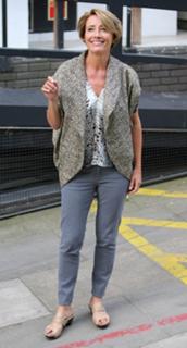 Emma Thompson feet photo thumbnail
