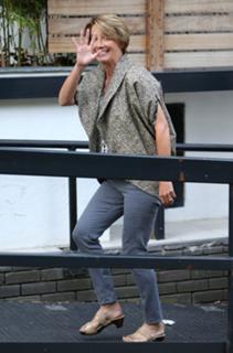 Emma Thompson feet photo thumbnail